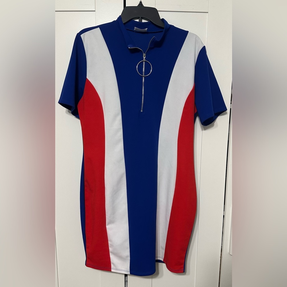 Colorblock Dress with Zipper Detail